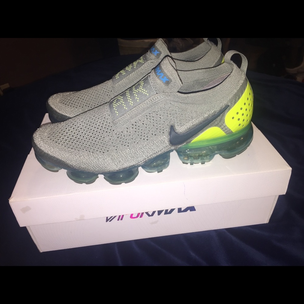 Nike air vapor max FKMOC 2 x  8 1/2 men’s women 10